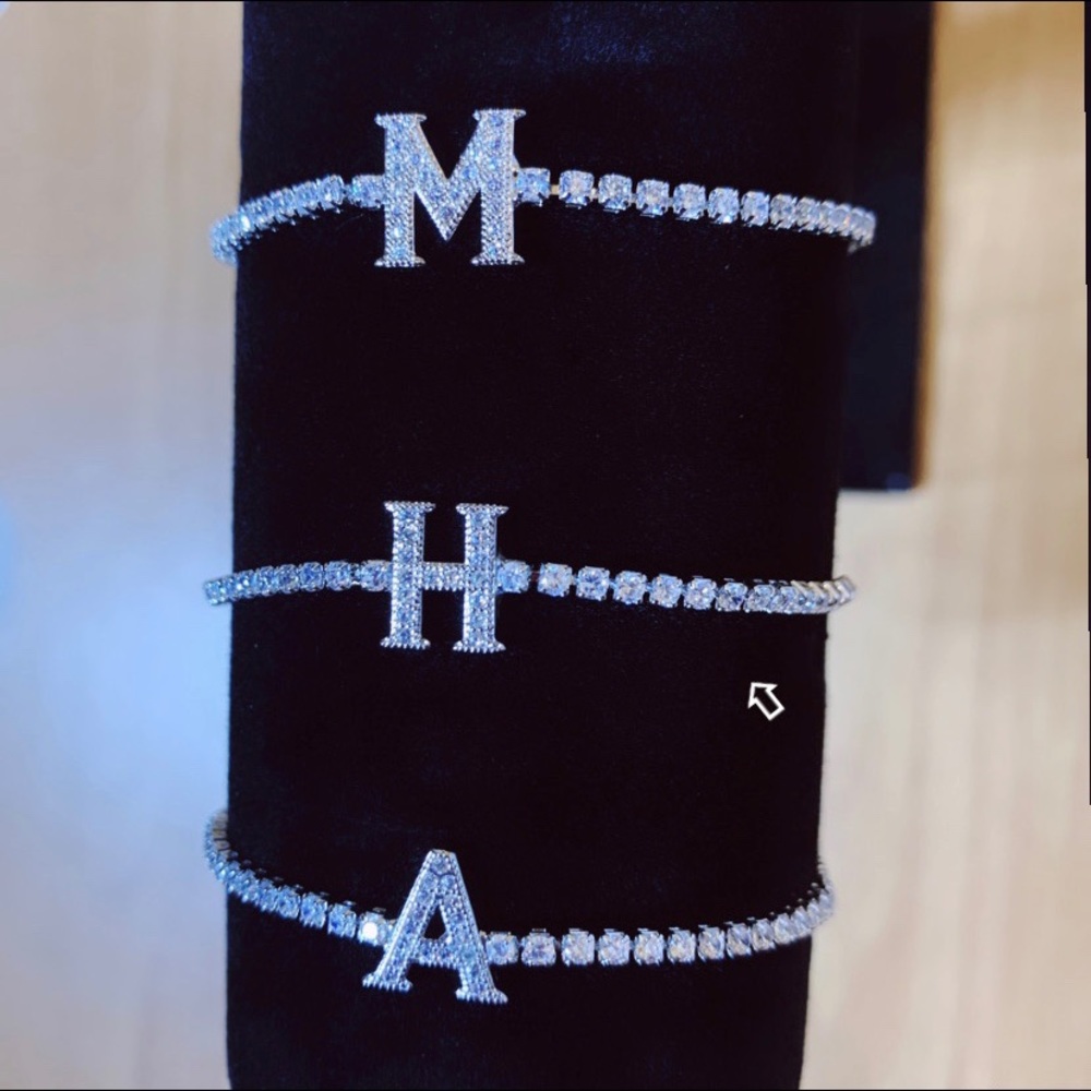Diamanté Fine Initial Bracelet "H”